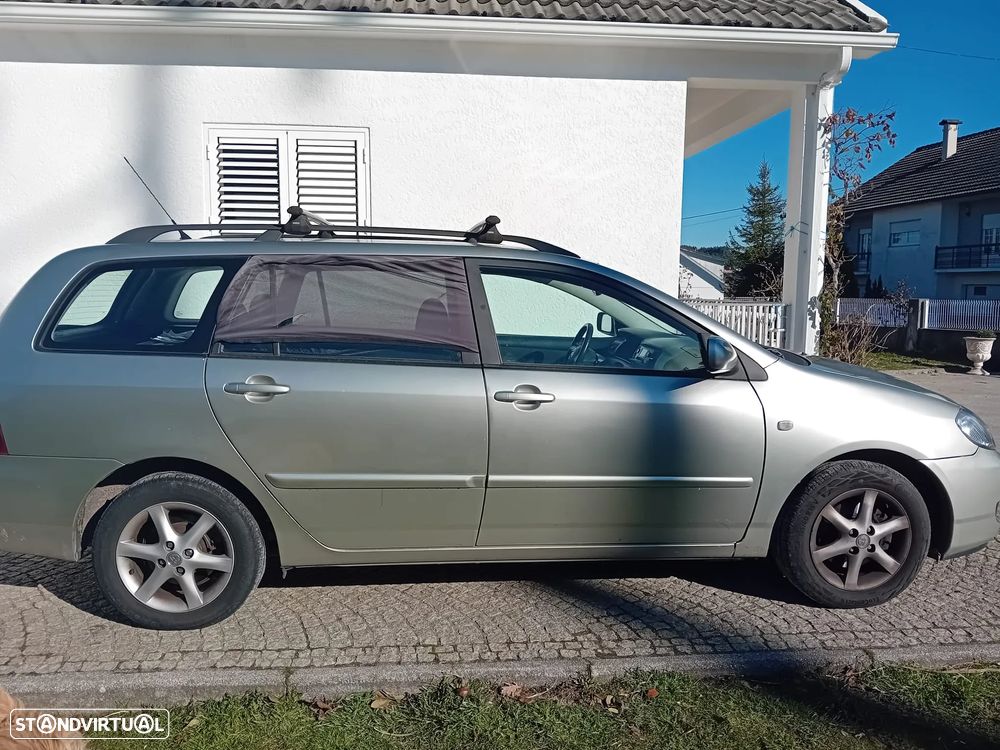 Toyota Corolla SW 1.4 D-4D Sol - 3