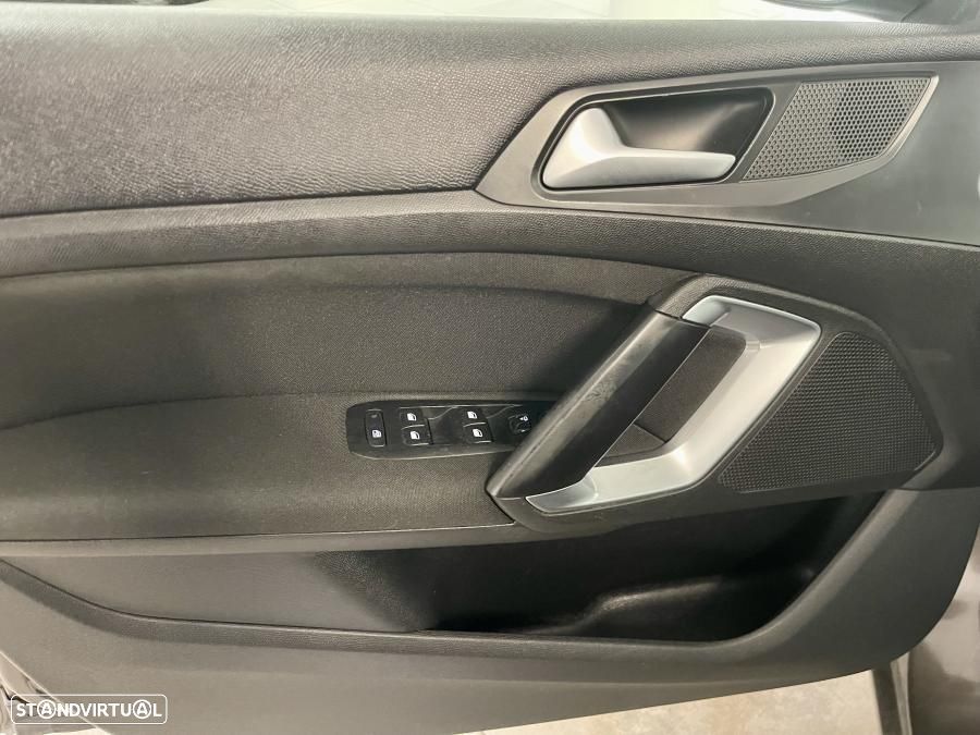 Peugeot 308 SW 1.6 e-HDi Active - 17