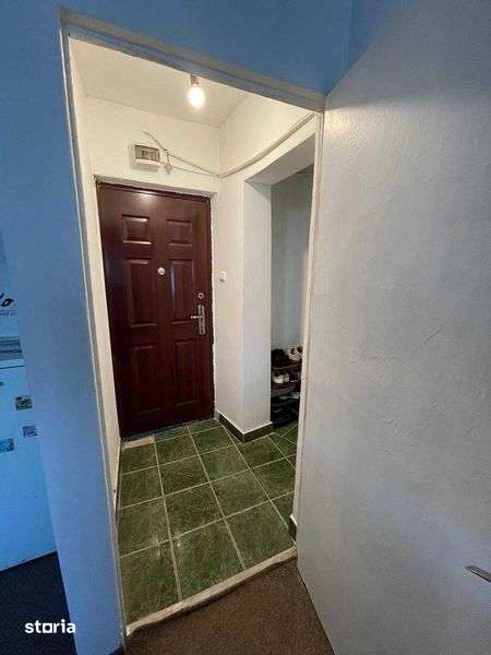 Garsoniera de vanzare in Drobeta Turnu Severin zona Spitalul Judetean — fotografia 1