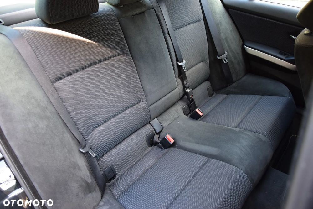 BMW Seria 3 - 27