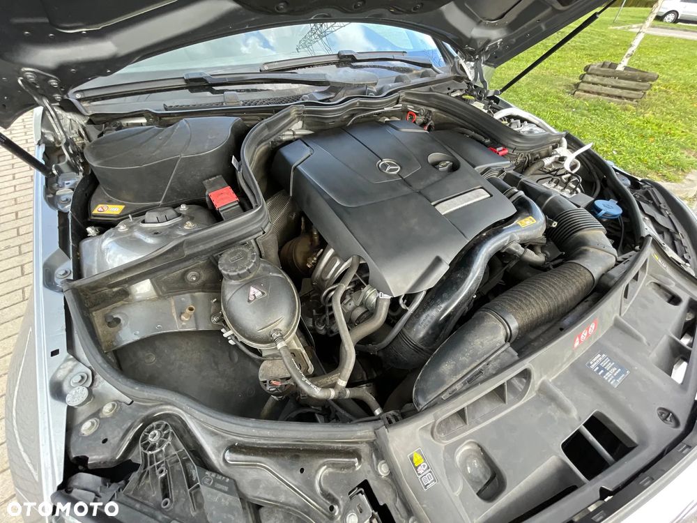 Mercedes-Benz Klasa C 180 (BlueEFFICIENCY) 7G-TRONIC Avantgarde - 24