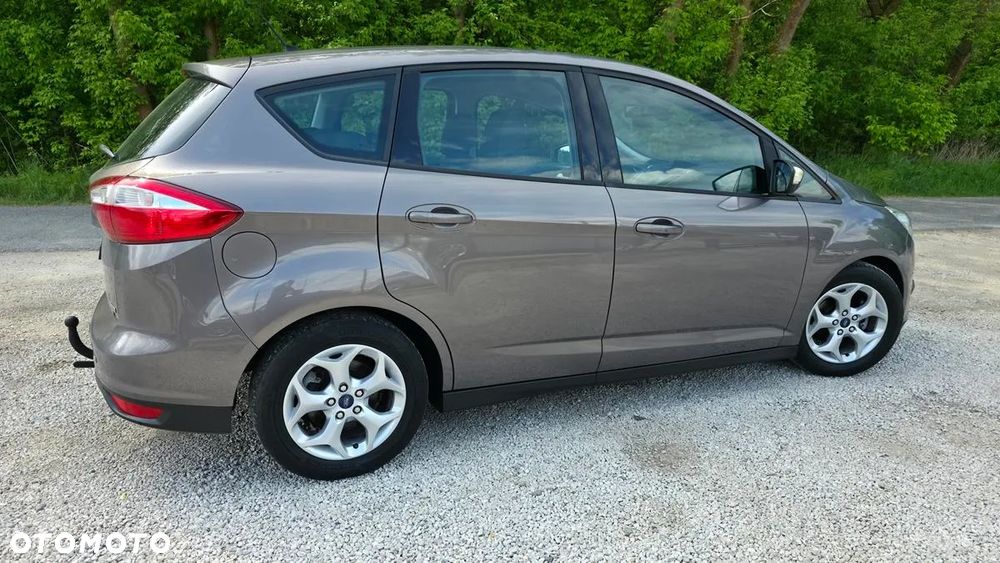 Ford C-MAX - 11