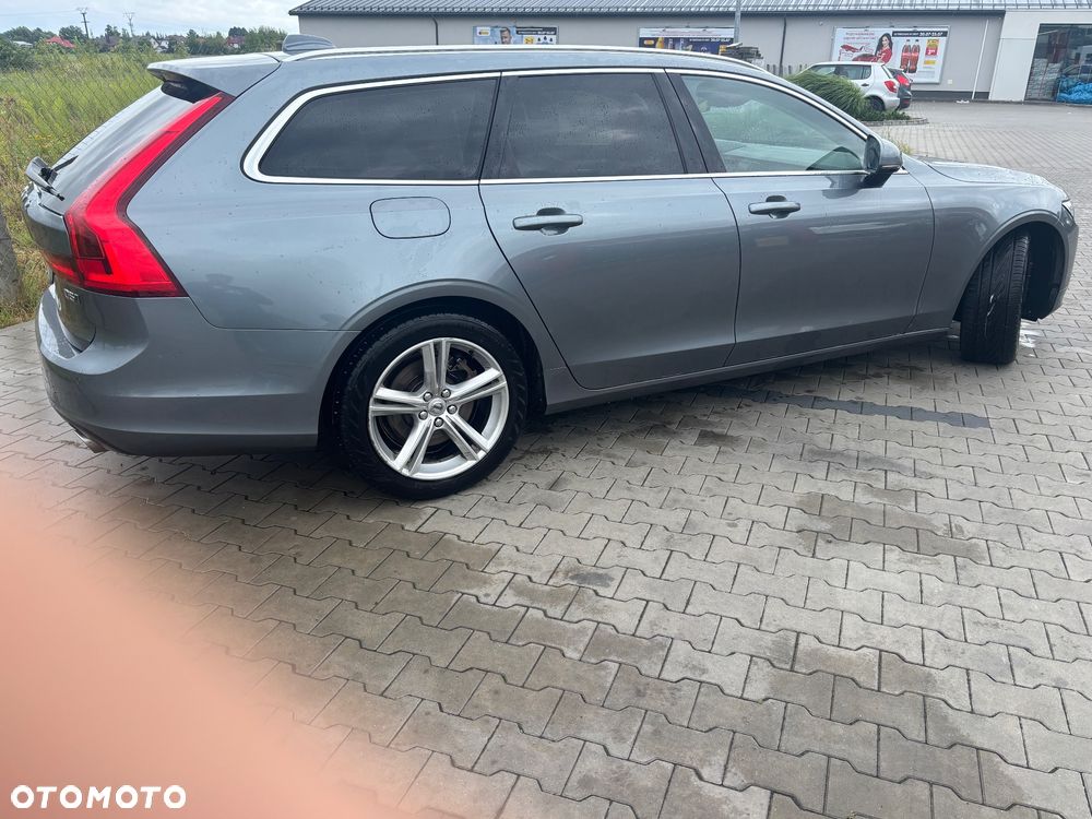Volvo V90 D5 AWD Momentum - 6