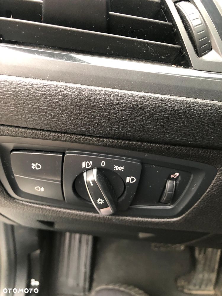 BMW Seria 1 118i - 19