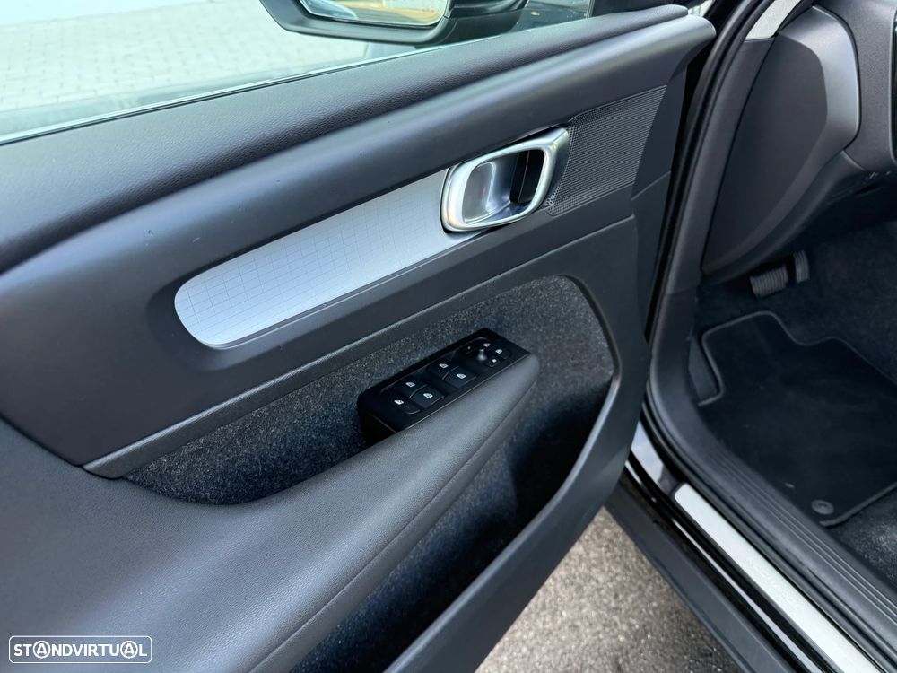 Volvo C40 - 12