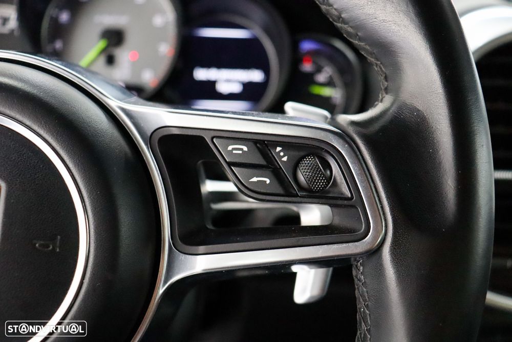 Porsche Cayenne - 18