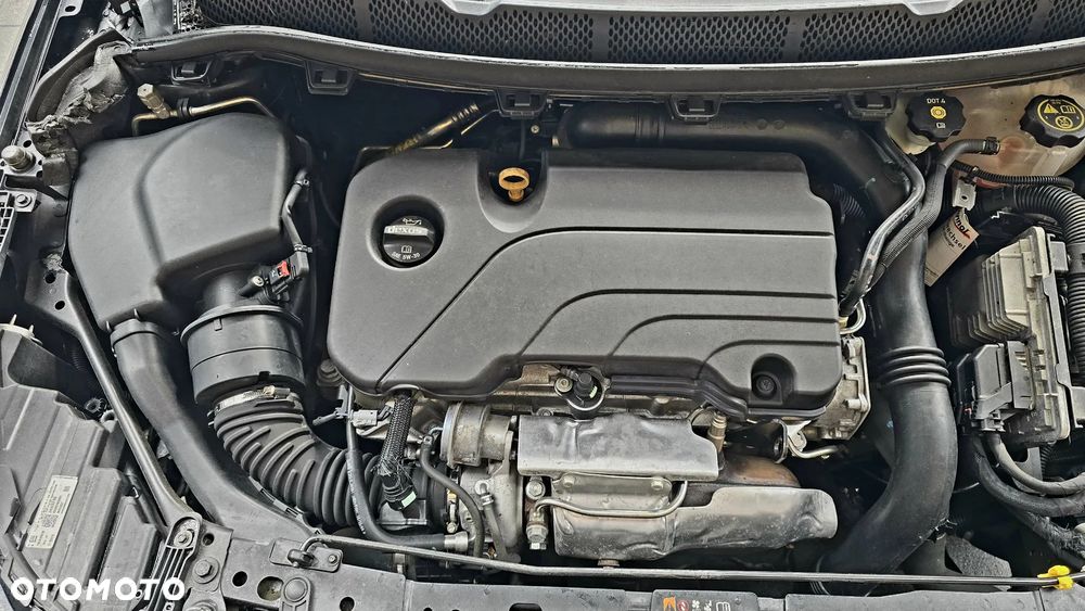 Opel Astra 1.4 Turbo Dynamic - 23