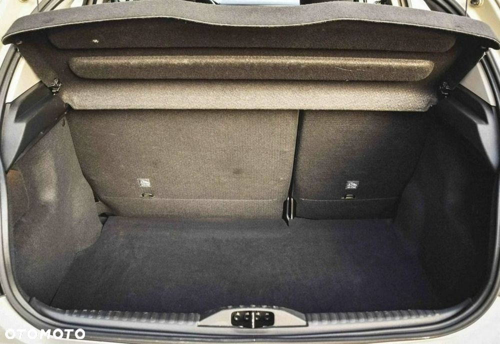 Citroën C3 Pure Tech 110 S&S EAT6 MAX - 13