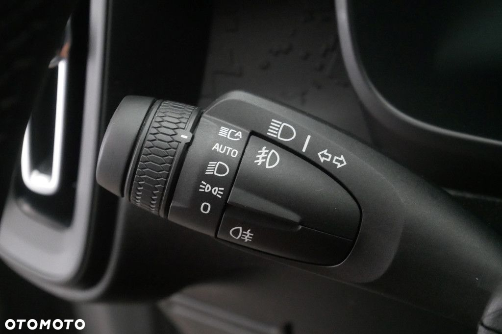 Volvo XC 40 - 23