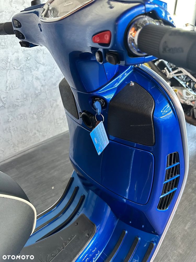 Vespa GTS - 22