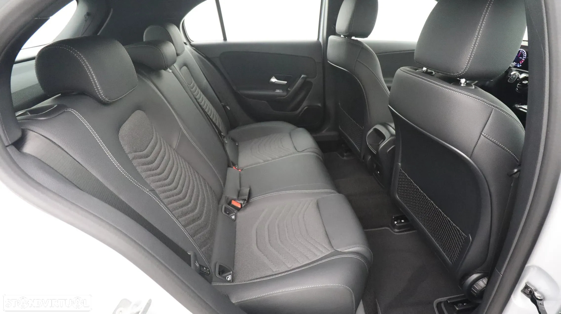 Mercedes-Benz A 180 d Style Aut. - 24