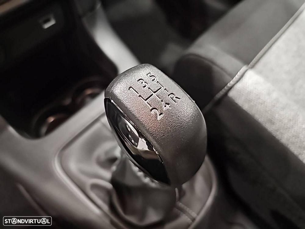 Citroën C3 1.2 PureTech C-Series - 22