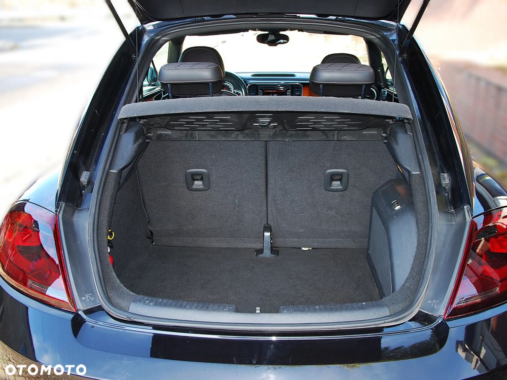 Volkswagen Beetle The 1.6 TDI DPF DSG Fender Edition - 12