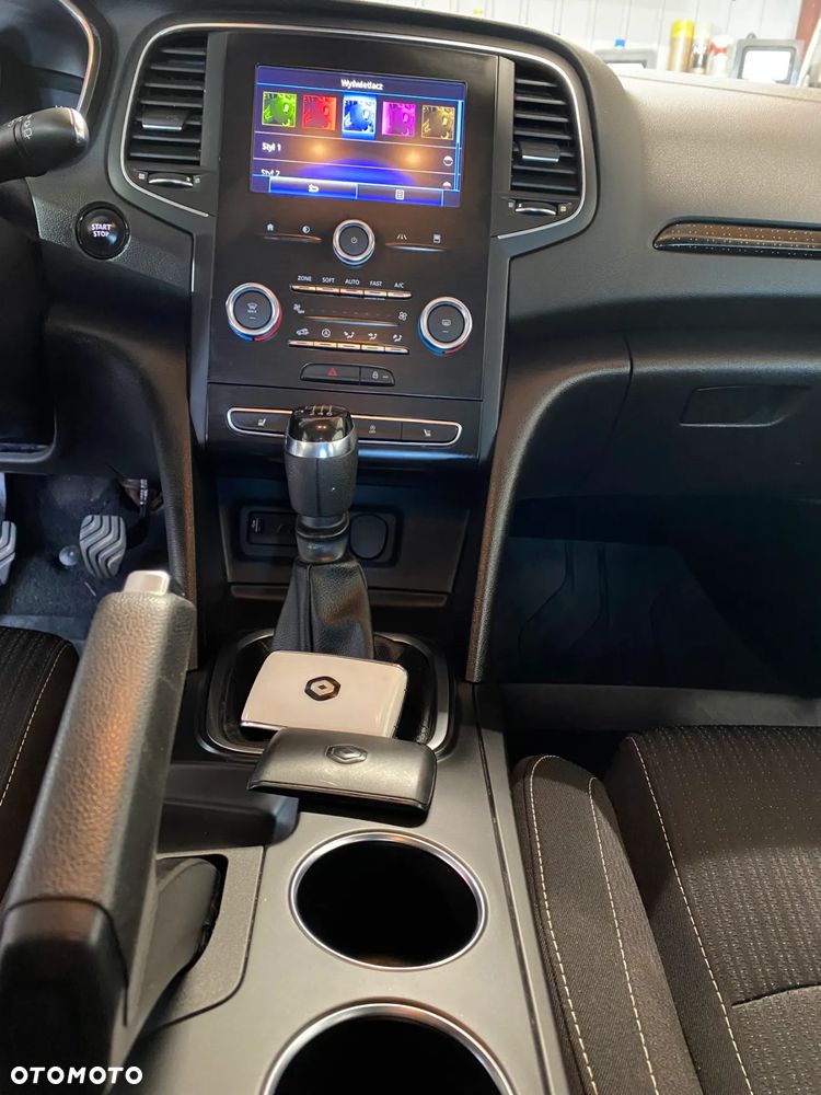 Renault Megane - 40