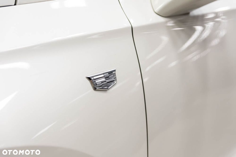 Cadillac XT6 - 6
