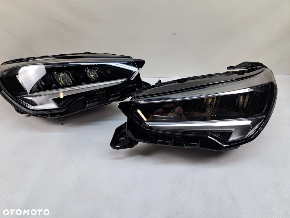 OPEL CORSA F LAMPA PRZOD LEWA I PRAWA STRONA FULL LED - 1