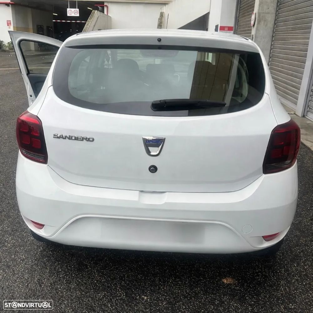 Dacia Sandero TCe 100 Essential - 3