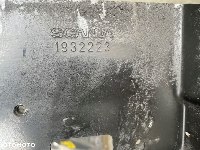 SCANIA R wspornik mocowanie lampy 1932223 - 2