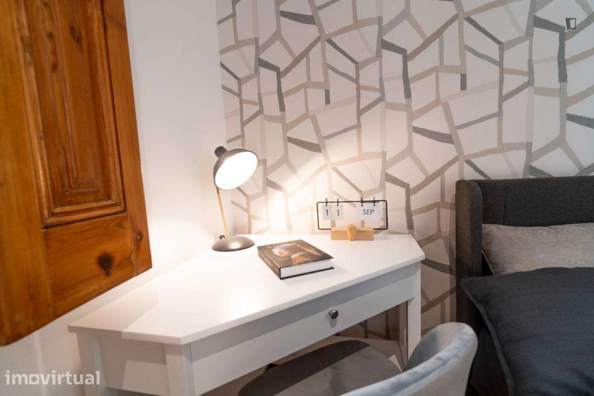 Quarto - localizado em Marquês de Pombal Lisbon - Grande imagem: 3/30