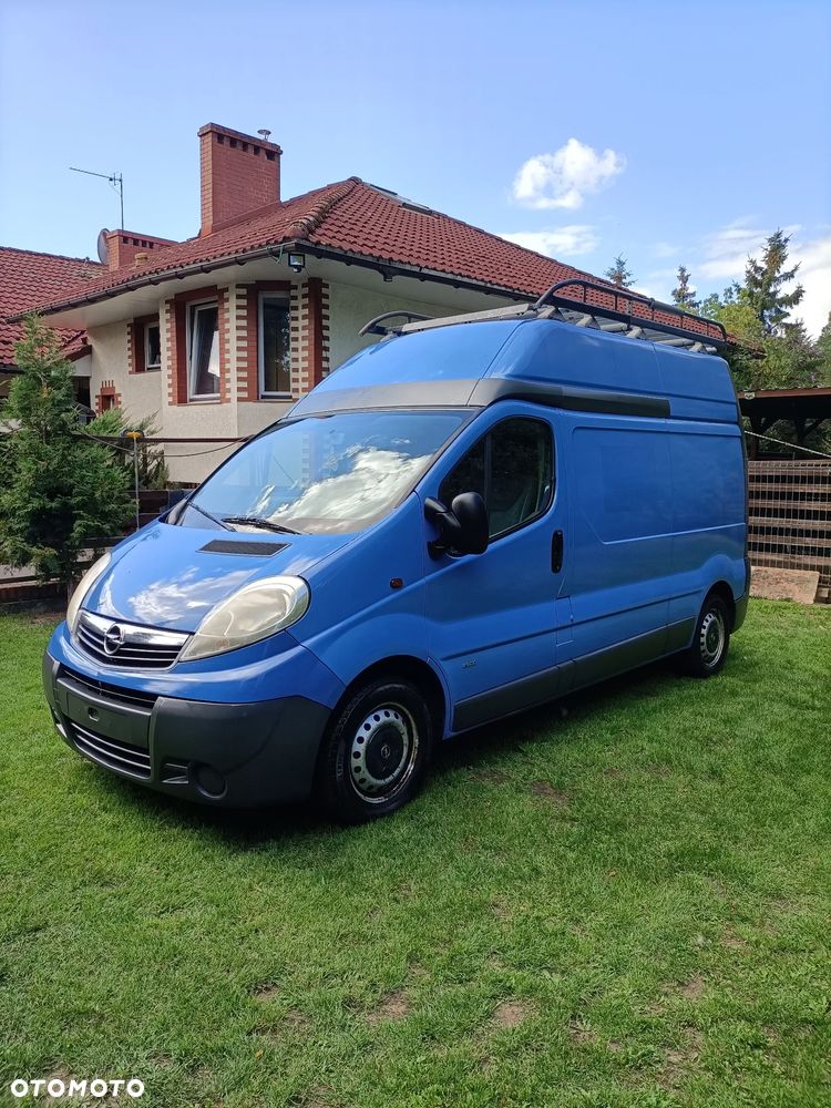 Opel Vivaro - 1