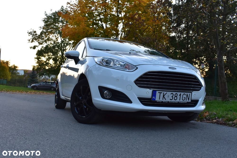 Ford Fiesta 1.0 EcoBoost STart-Stop Titanium - 2