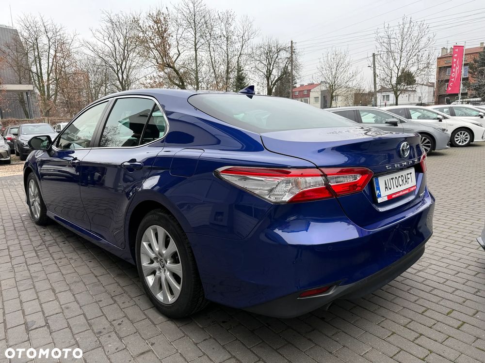 Toyota Camry 2.5 Hybrid Comfort CVT - 26