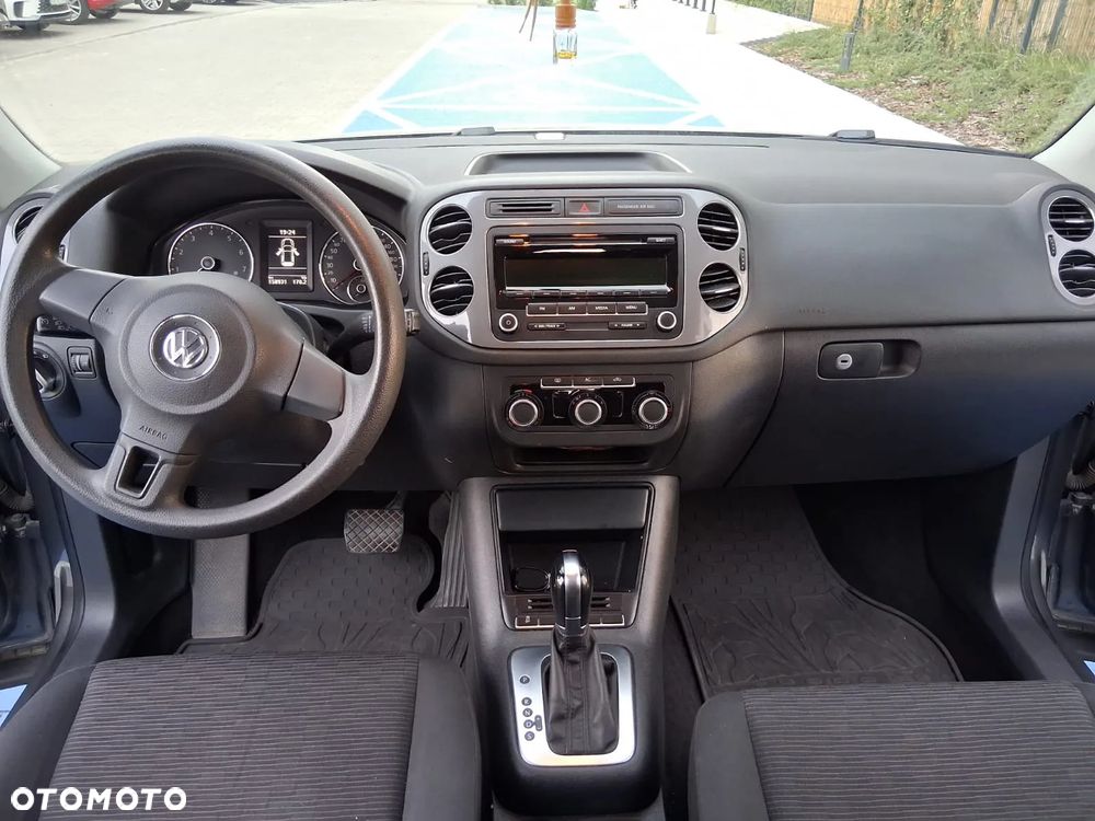 Volkswagen Tiguan - 10