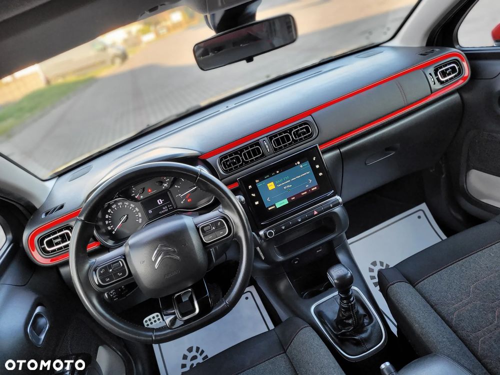 Citroën C3 Pure Tech 110 Stop&Start RED BLOCK - 23