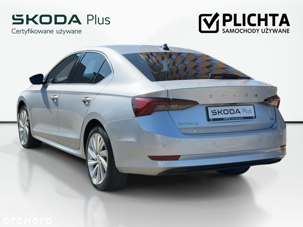 Skoda Octavia 2.0 TSI 4x4 Style DSG - 8