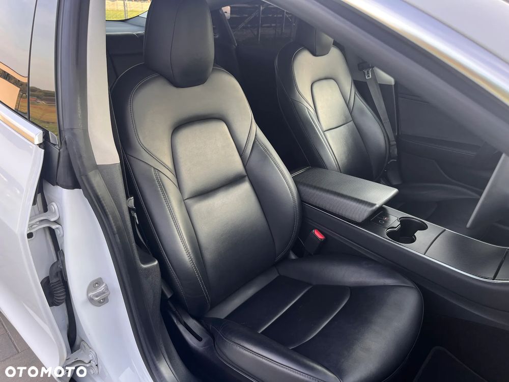 Tesla Model 3 Langstreckenbatterie Allradantrieb Dual Motor Performance - 21