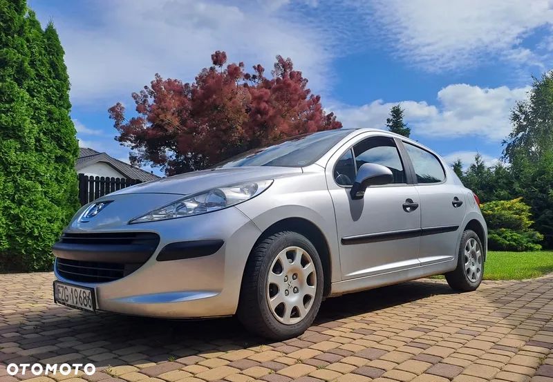 Peugeot 207 1.4 16V Presence - 1