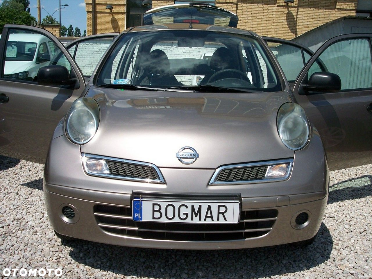 Nissan Micra - 9