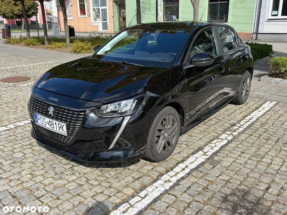 Peugeot 208 - 11