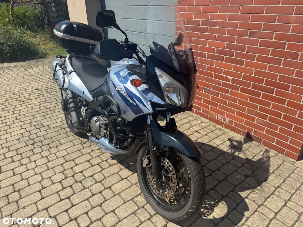 Suzuki V-STROM - 8