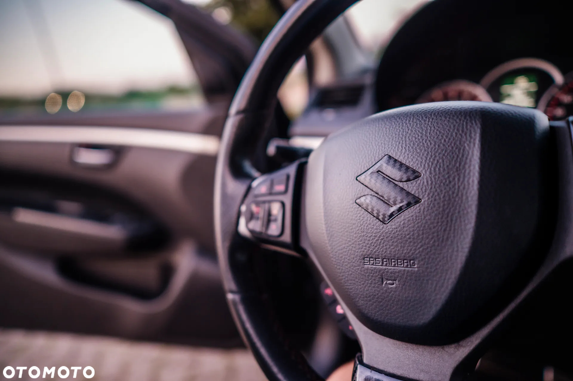 Suzuki Swift 1.6 Sport - 14
