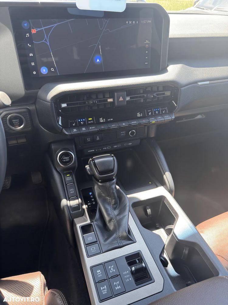Toyota Land Cruiser 2.8l D-4D 204 CP A/T 7 locuri Luxury AVS - 9