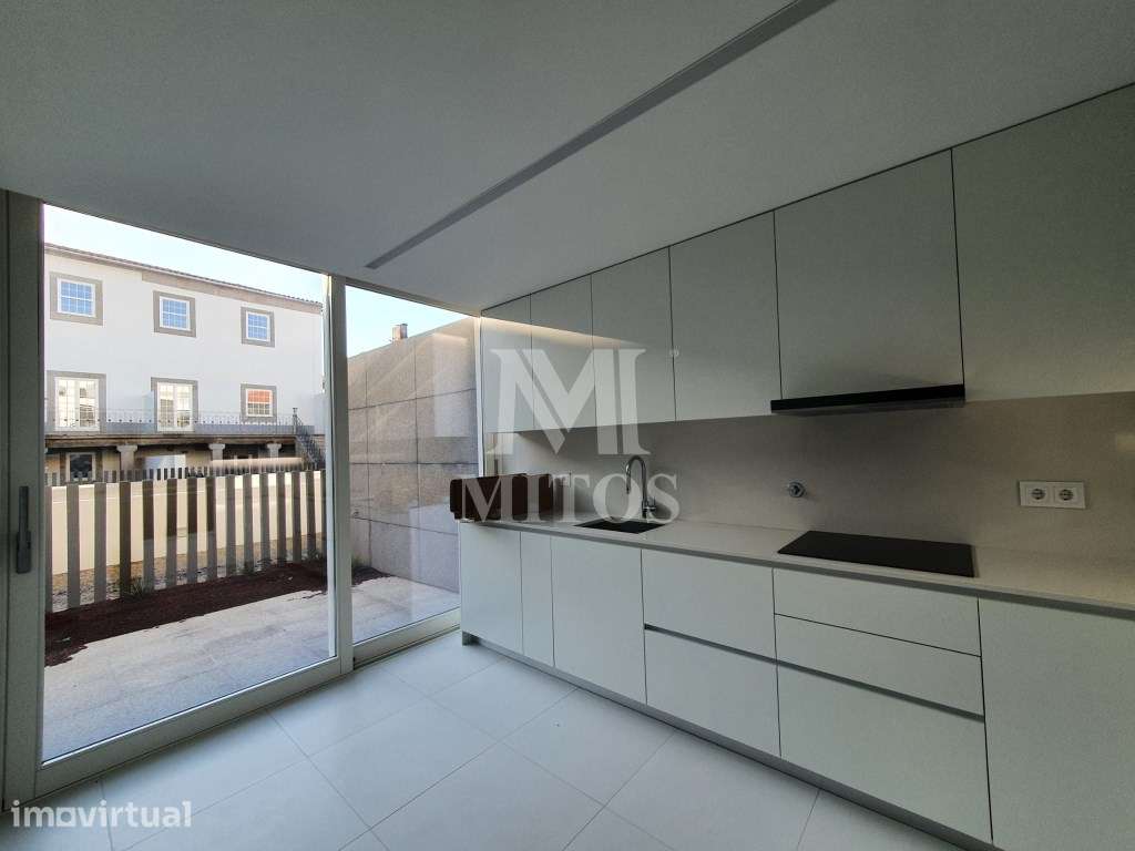 Moradia Duplex com Rooftop para venda no Centro Histórico - Grande imagem: 2/11