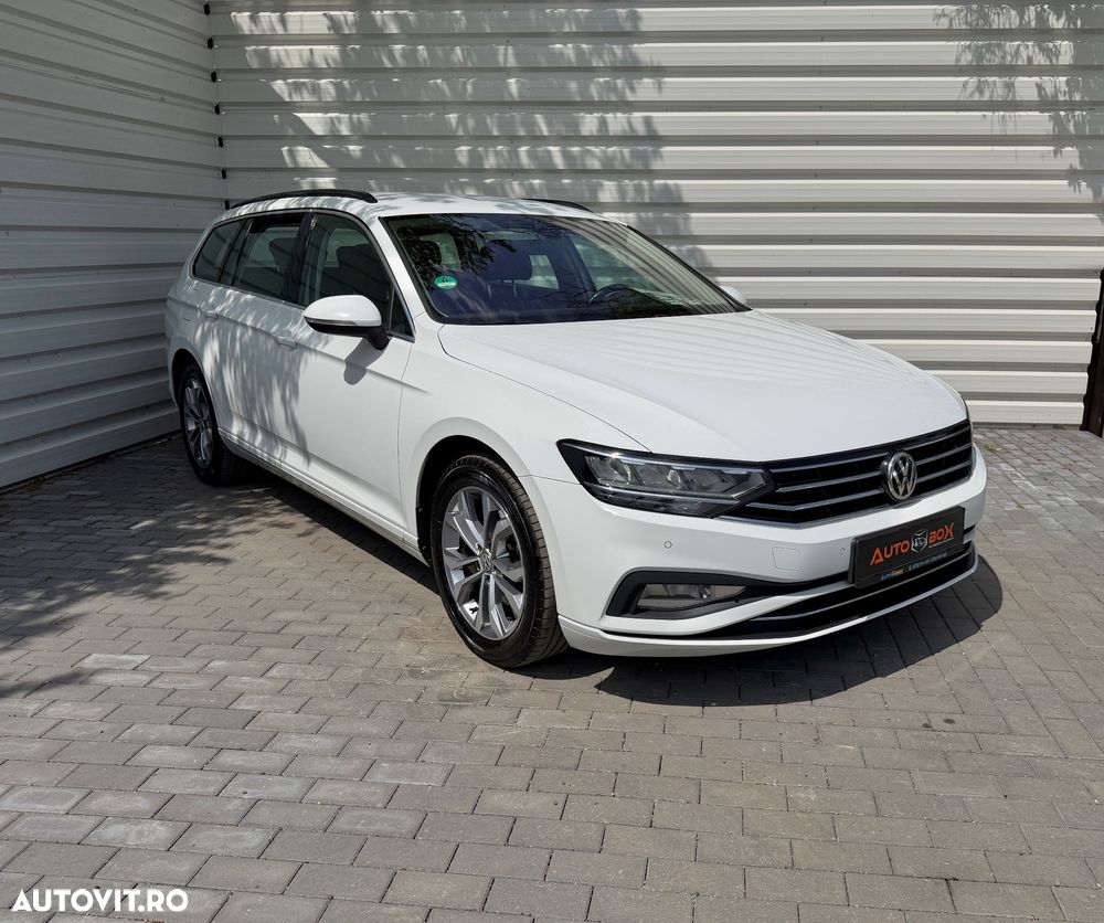 Volkswagen Passat 2.0 TDI DSG Comfortline - 3