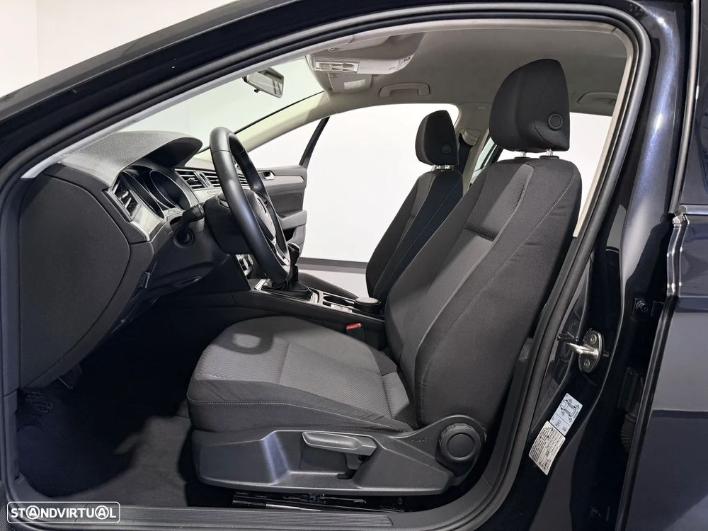 VW Passat Variant 1.6 TDI Confortline - 32