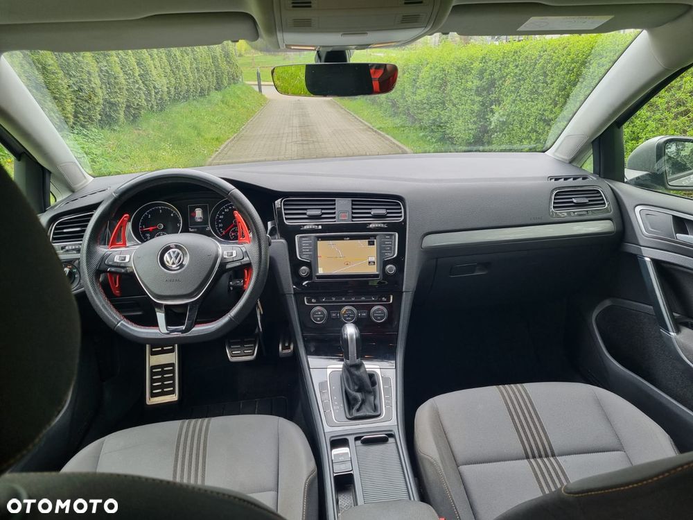 Volkswagen Golf 2.0 TDI BlueMotion Technology DSG Allstar - 10
