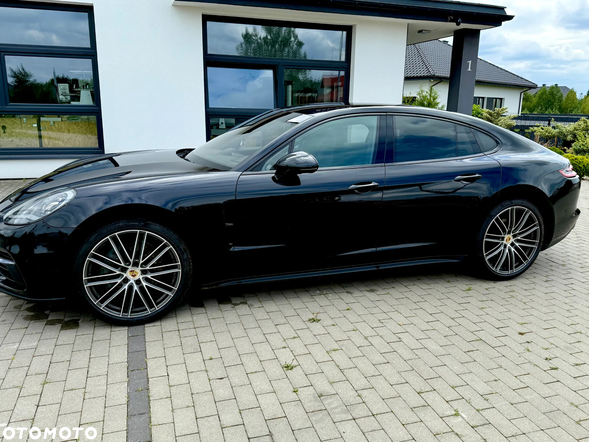 Porsche Panamera 4S - 5