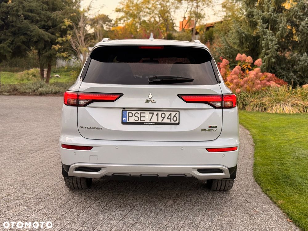 Mitsubishi Outlander - 5