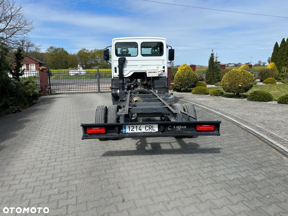 Nissan Atleon 56.120 DMC 3,5T - 6