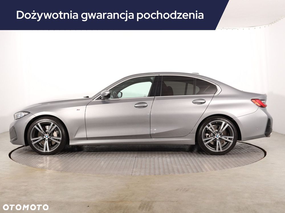 BMW Seria 3 2022 photo 3