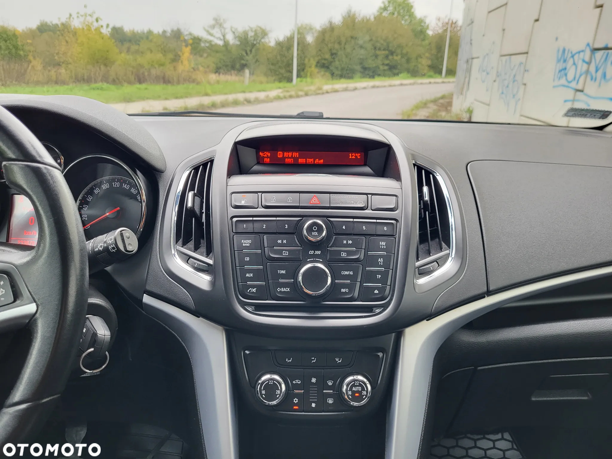 Opel Zafira - 13