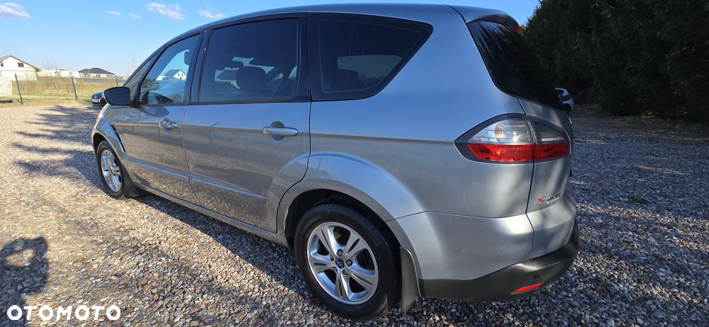 Ford S-Max 2.2 TDCi DPF Titanium - 4