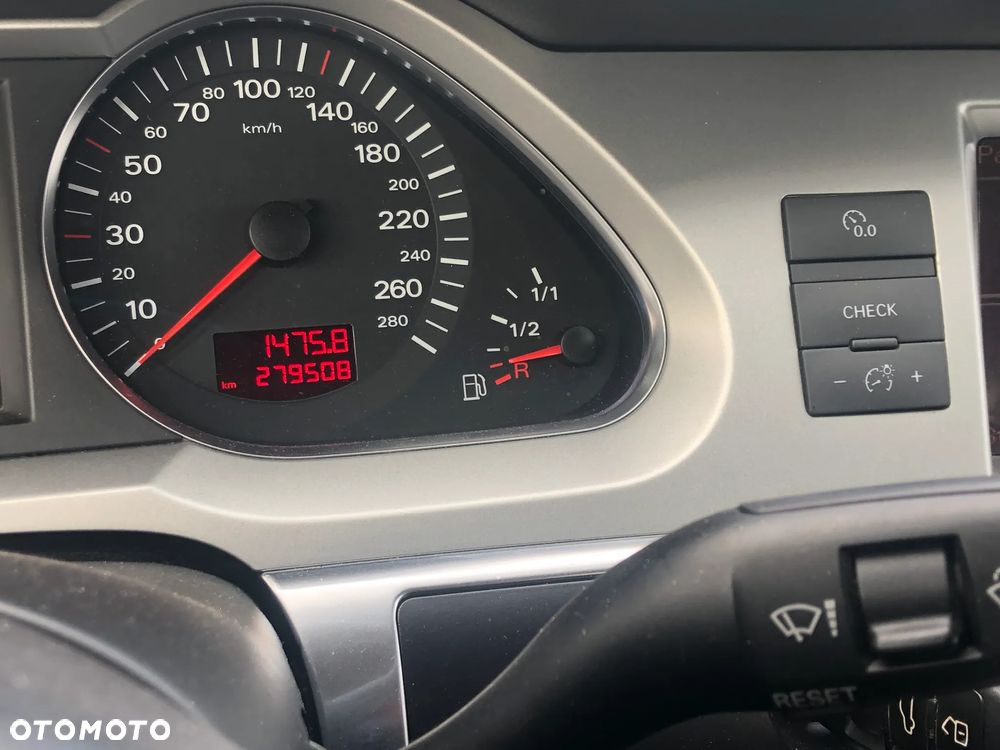 Audi A6 Limousine - 4