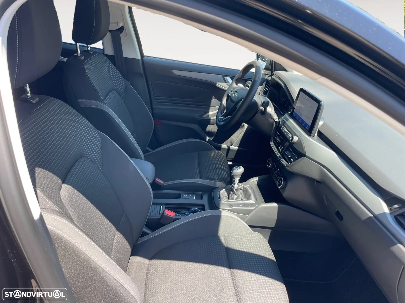 Ford Focus 1.0 EcoBoost MHEV Connected - 14
