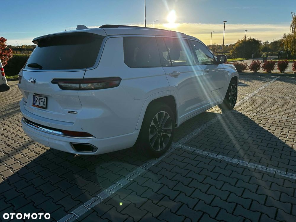 Jeep Grand Cherokee - 10
