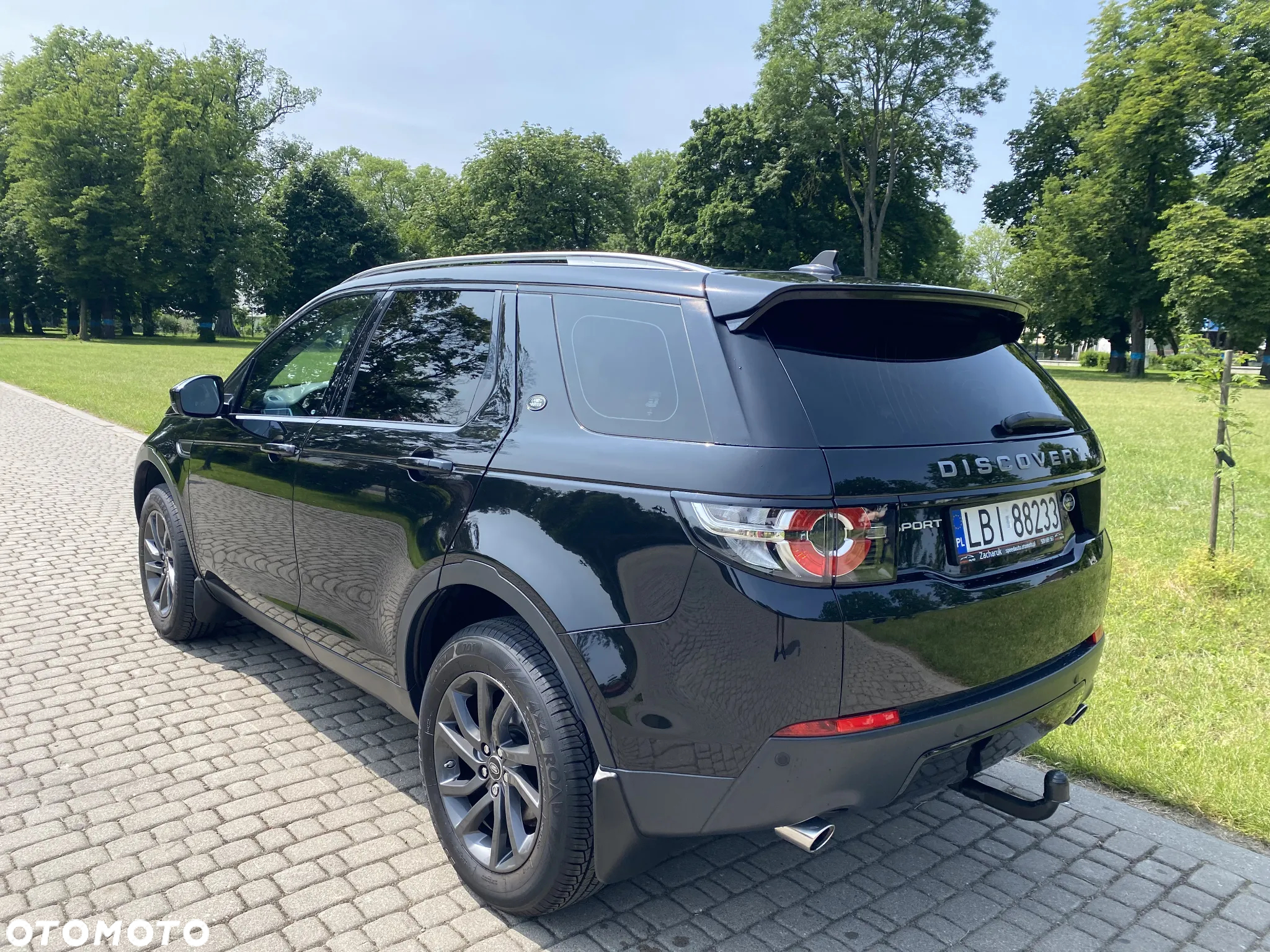 Land Rover Discovery Sport 2.0 D150 R-Dynamic SE - 2